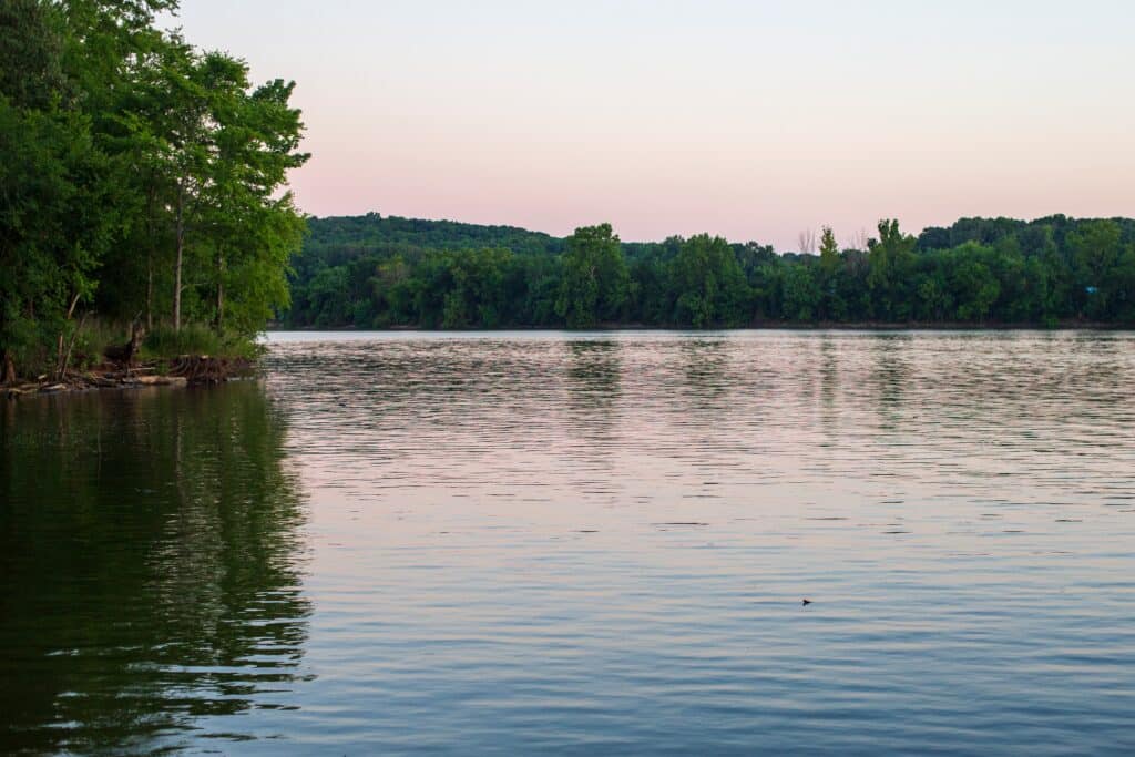 Waterfront homes for sale on Lake Barkley, Kentucky